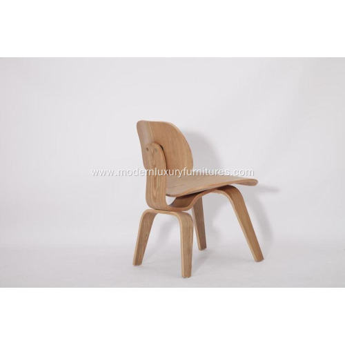 Eames molde plywood dining chair